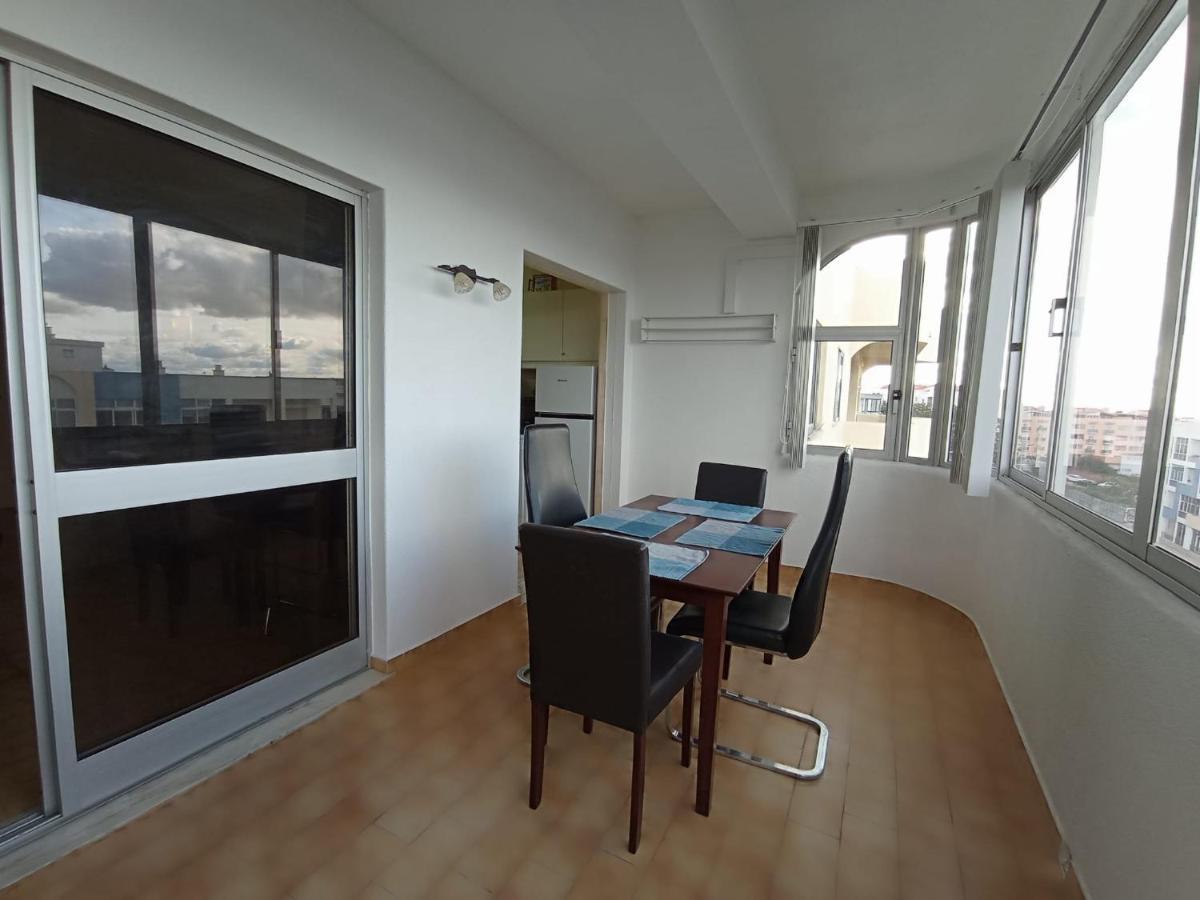Love Shack Flat In Quarteira Center Exterior photo