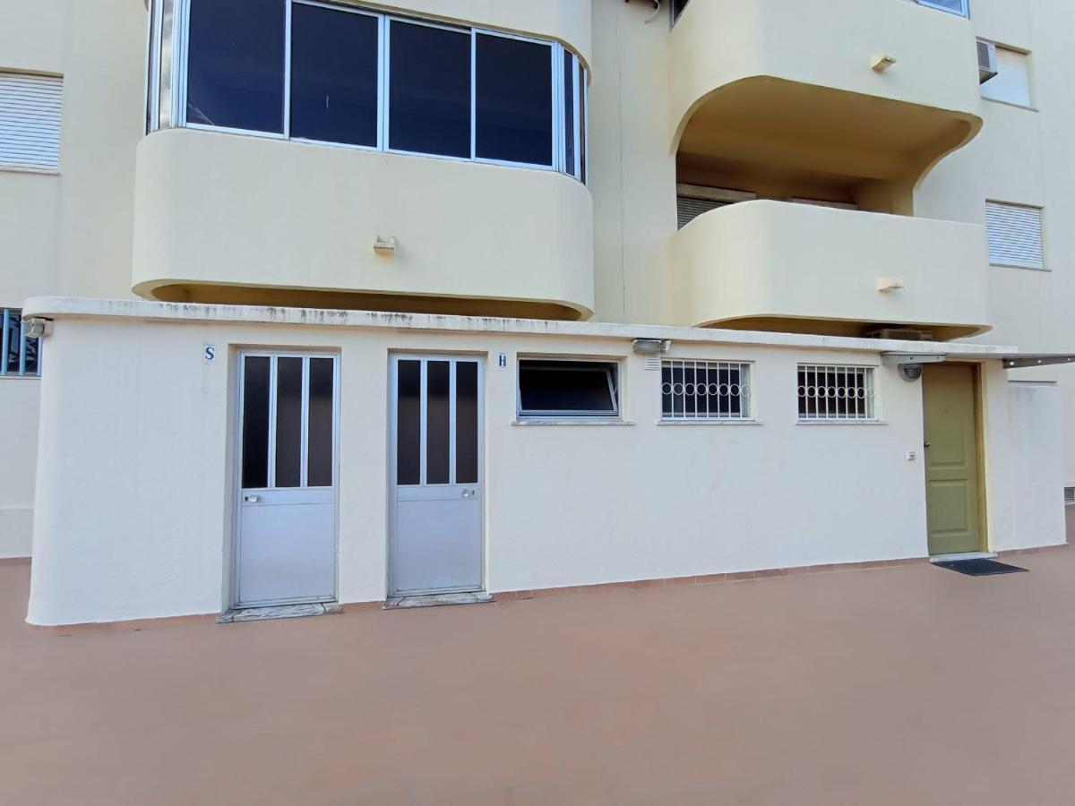 Love Shack Flat In Quarteira Center Exterior photo