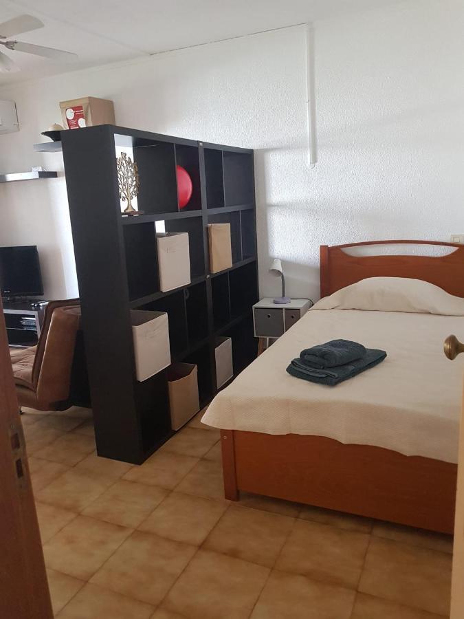 Love Shack Flat In Quarteira Center Exterior photo